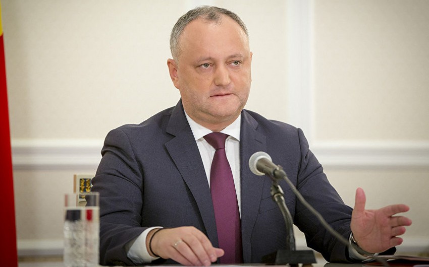 Moldova prezidenti hərbçilərə Ukraynada təlimlərdə iştirak etməyi qadağan edib