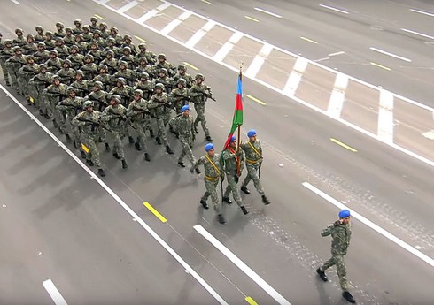 Закир Гасанов наблюдал за парадом с участием азербайджанских военнослужащих в Беларуси