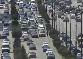 Bakıda yol qəzası olub, sıxlıq yaranıb