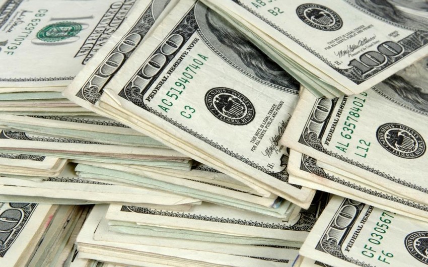 ​Сегодня Госнефтефонд продал 8 банкам 39,1 млн. долларов
