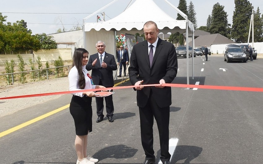 Президент Ильхам Алиев принял участие в открытии дороги в Геранбое