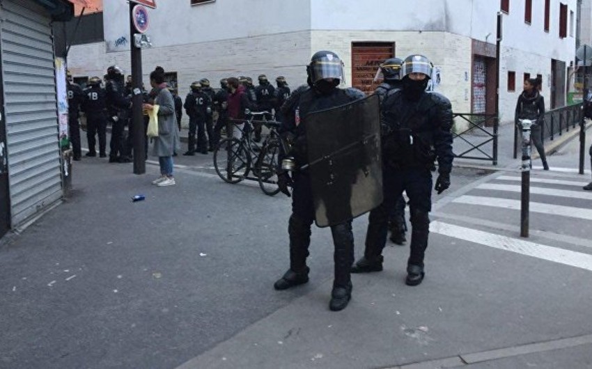Parisdə polislə nümayişçilər arasında qarşıdurma olub