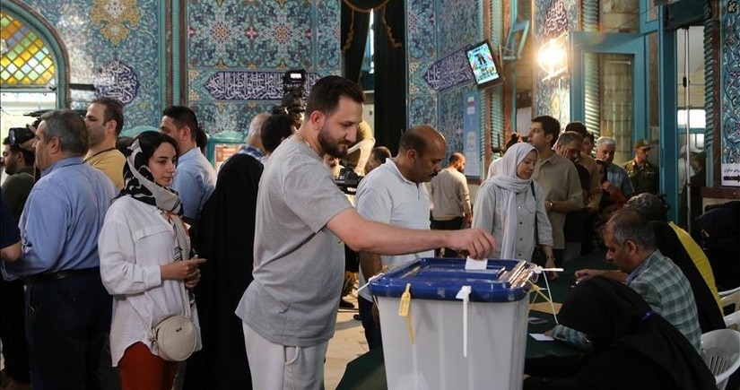 İranda prezident seçkilərinin ikinci turu başa çatıb - YENİLƏNİB 2