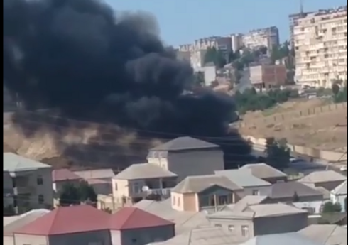В Баку снова вспыхнул пожар