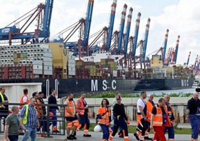 German union calls for port strike