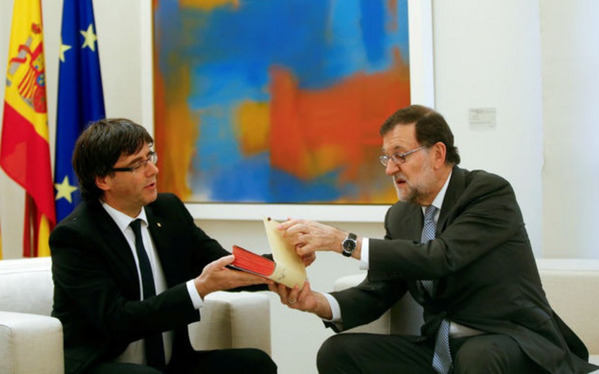 İspaniya hökuməti Kataloniya parlamentini buraxıb