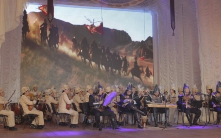 Astanada türk xalqlarının musiqi festivalı keçirilib