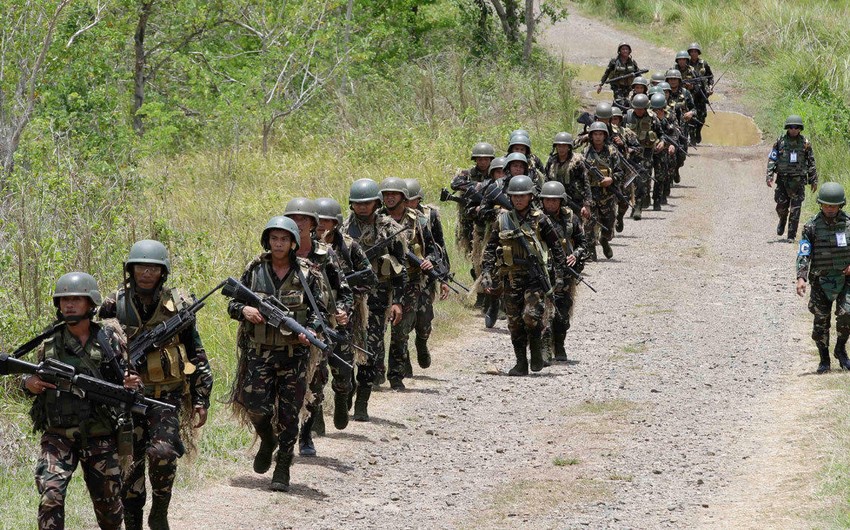 На Филиппинах связанные с ИГ боевики напали на школу