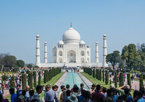 India applies new rules for international arrivals amid Omicron fears