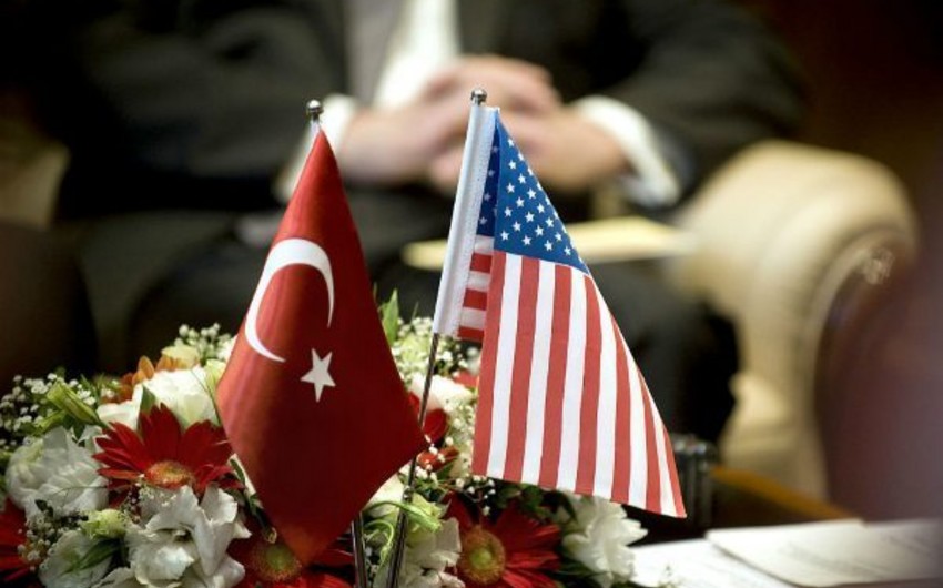 Министры обороны Турции и США обсудили возможность создания зоны безопасности в Сирии