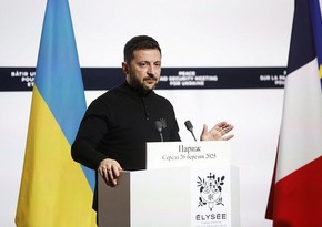 Zelenski: ABŞ hərbi yardımı və Ukrayna ilə kəşfiyyat məlumatlarının mübadiləsini bərpa edib