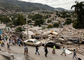 Сильное землетрясение в Гаити, есть погибшие и раненые