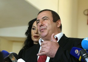 Erməni deputat: Ermənistan əhalisi uçuruma yuvarlanır