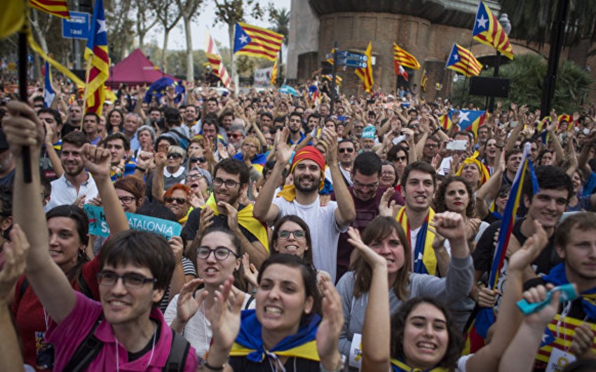 Испанский суд дал Каталонии три дня на приостановку решения о независимости
