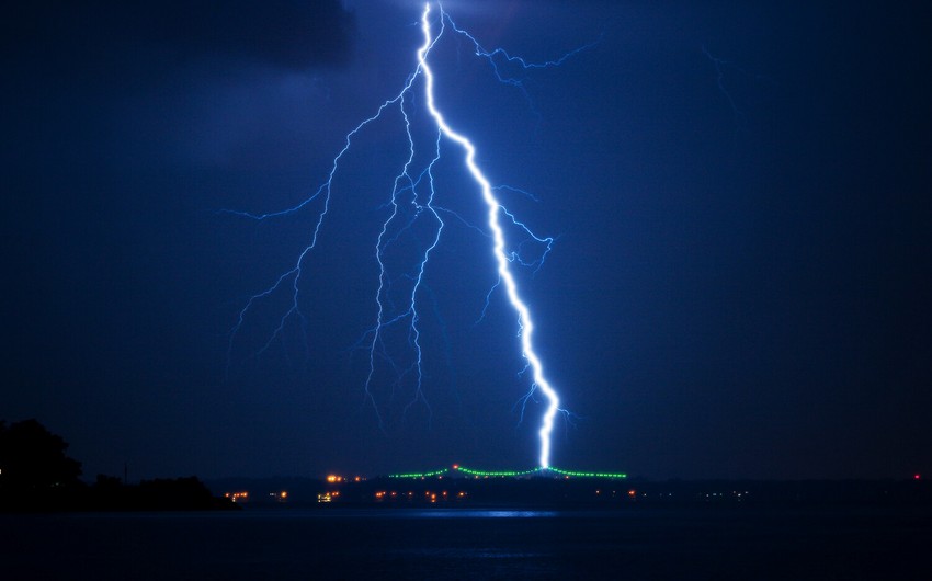 Air Canada plane struck by lightning