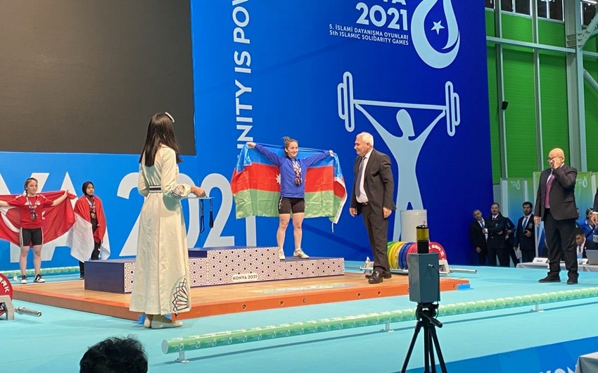 İslamiada: Azərbaycan ağırlıqqaldırmada ilk medalını qazanıb