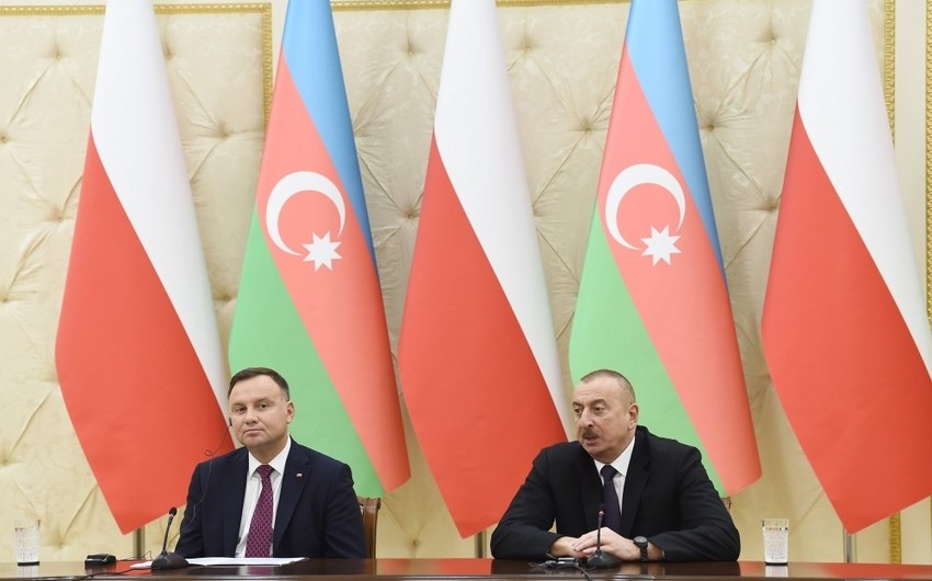 Azerbaijani, Polish presidents made press statements