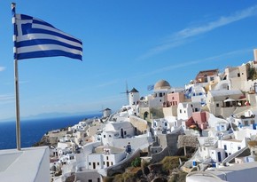 Number of tourists visiting Greece continues to grow, despite recent forest fires around Athens