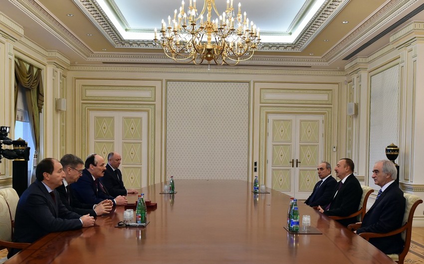 Президент Ильхам Алиев принял делегацию во главе с руководителем Республики Дагестан