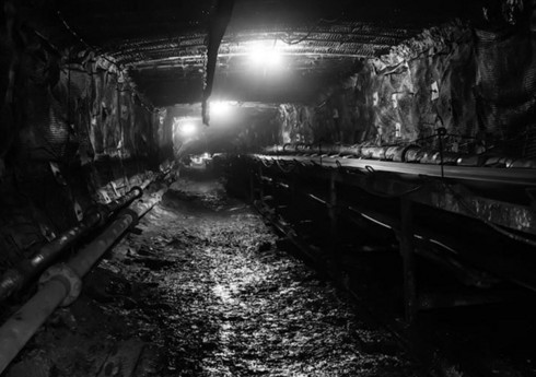 На шахте в Казахстане произошло задымление