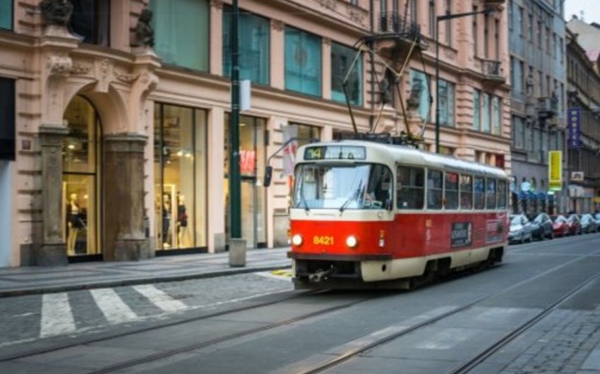 В Праге из-за сбоя в работе электросети остановились трамваи и метро