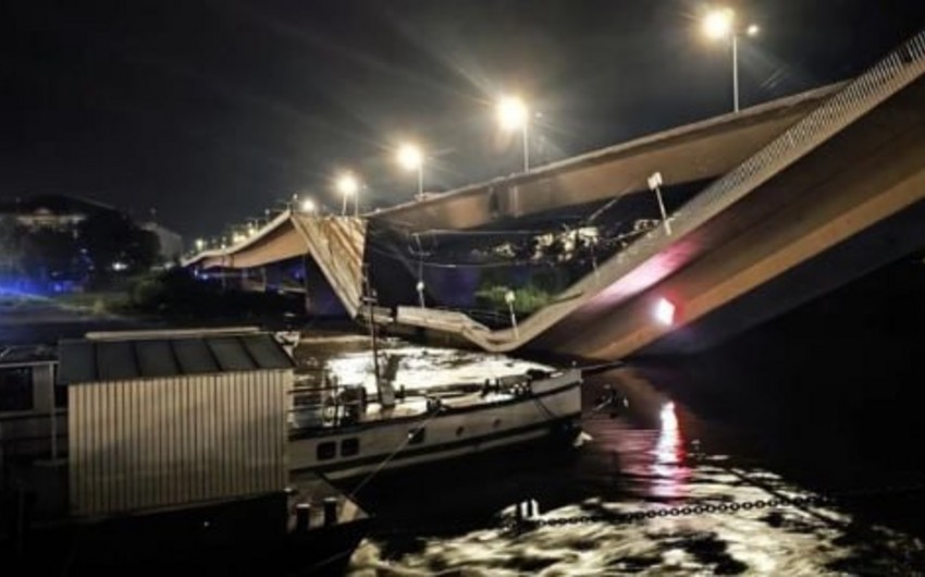 Massive bridge collapse in Germany disrupts city life