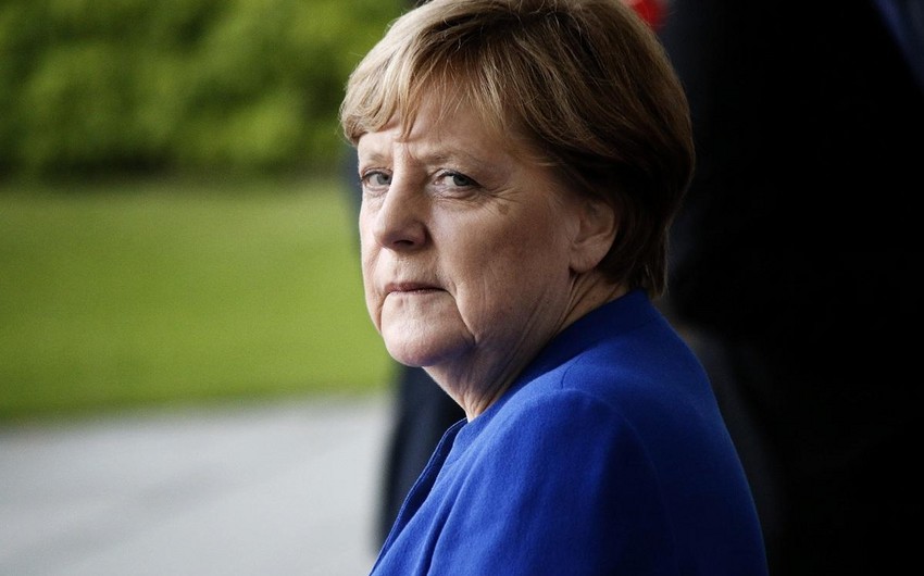 Merkel: Dünya əhalisinin 70%-i 2022-ci ilin ortalarına qədər peyvənd olunmalıdır