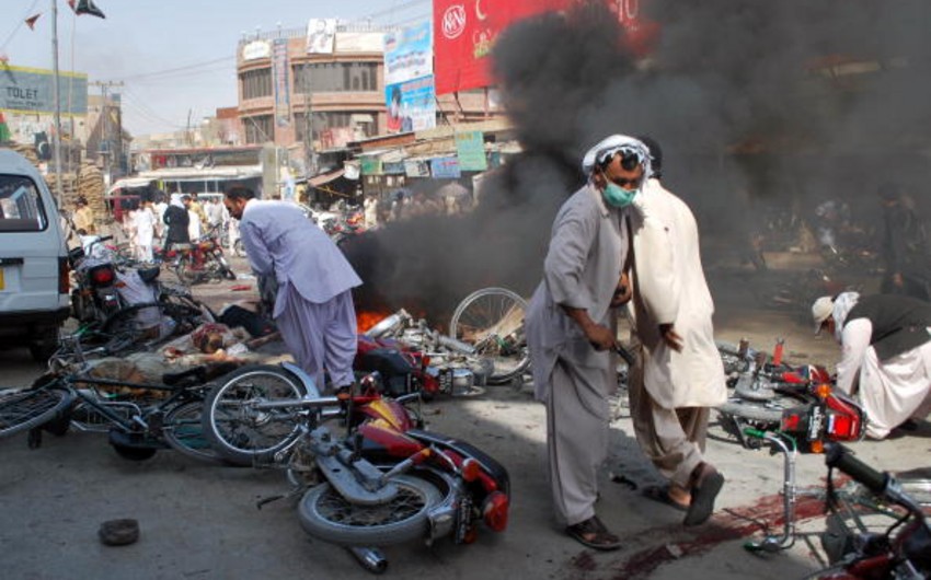 Pakistanda iki partlayış törədilib, 1 nəfər ölüb, 10 nəfər yaralanıb