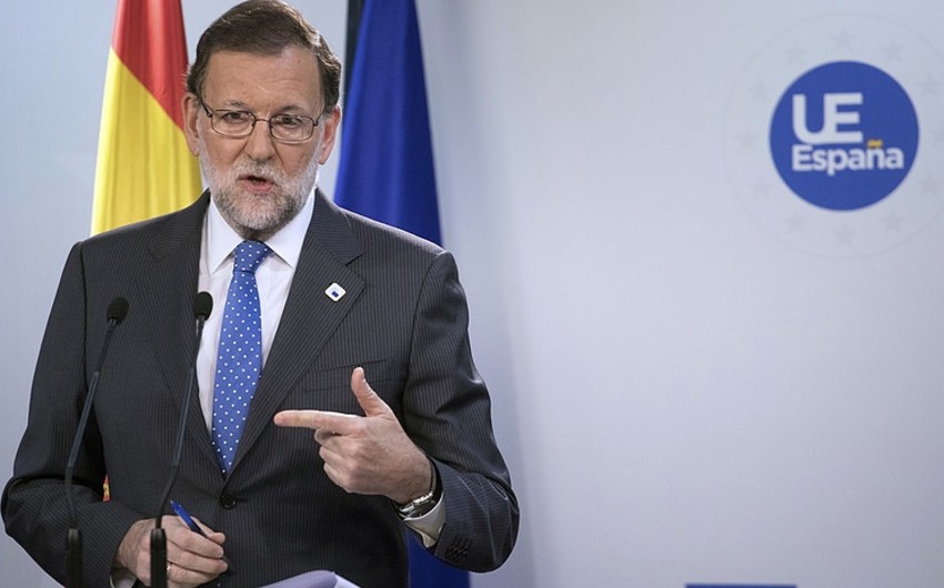 Парламент Испании утвердил Рахоя премьером