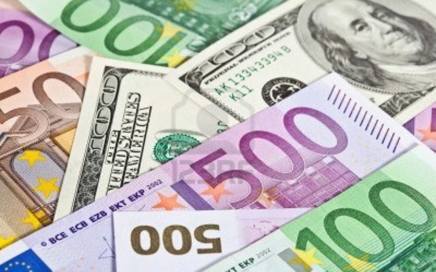 ​В Туркменистане ограничили продажу валюты