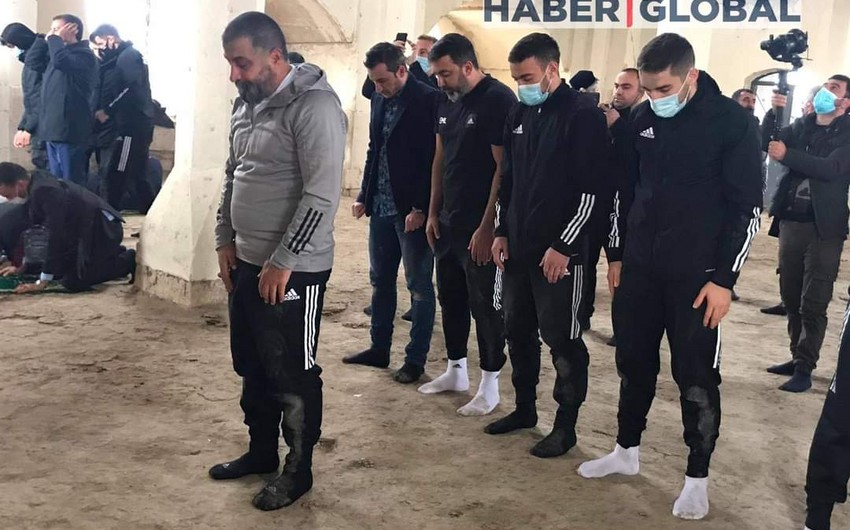 Qarabag FC players perform namaz at Aghdam Juma Mosque