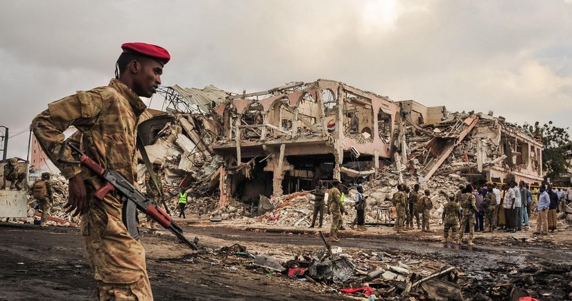 Somalidə Afrika İttifaqının bazasına hücum nəticəsində 50-dən çox əsgər ölüb