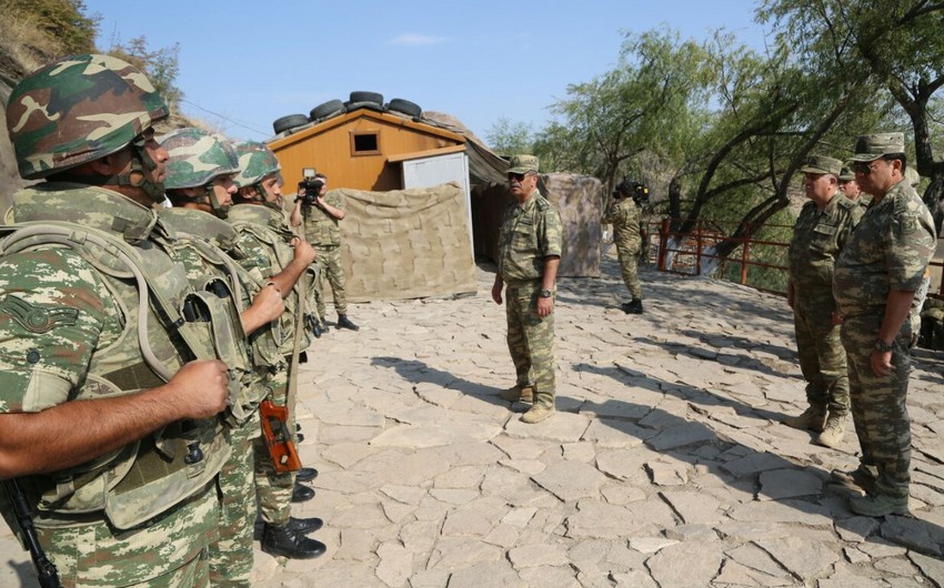 Zakir Hasanov visits military units in defense zone of Azerbaijani-Armenian state border