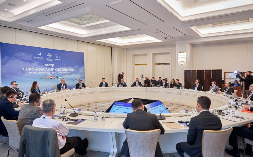 В Баку проходит первый саммит руководителей аэронавигационных структур