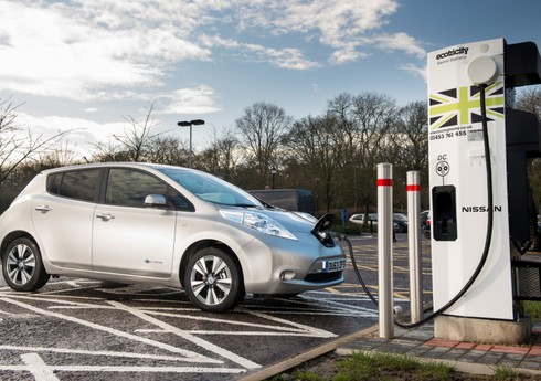 Великобритания отменила субсидии на покупку дорогих электромобилей