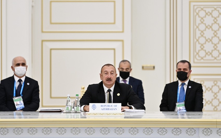 Президент: До 2030 года планируем сократить внешний долг Азербайджана до 10 процентов