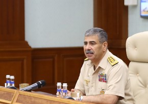Defense Minister holds official meeting
