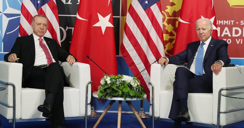 Türkiyə və ABŞ prezidentləri arasında görüş başlayıb