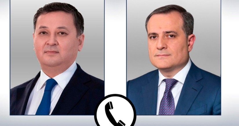 Azerbaijani FM discusses regional issues with his Kazakhstani counterpart