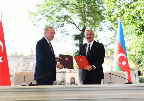 Официальные лица Азербайджана и Турции отметят годовщину принятия Шушинской декларации