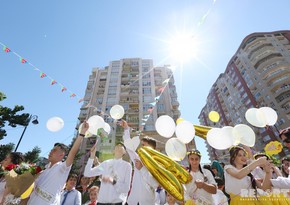 Последний звонок - Волнения бакинских выпускников - ФОТОРЕПОРТАЖ