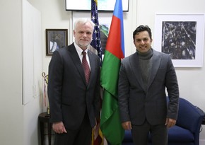 US ambassador meets with Azerbaijani conductor from University of Texas at Austin Symphony Orchestra