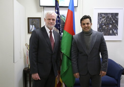 Посол США встретился с азербайджанским дирижером Симфонического оркестра Техасского университета