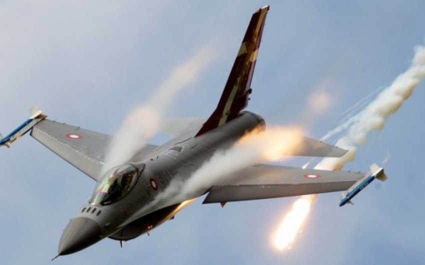 ​Французские самолеты уничтожили командный центр ИГИЛ в Ираке