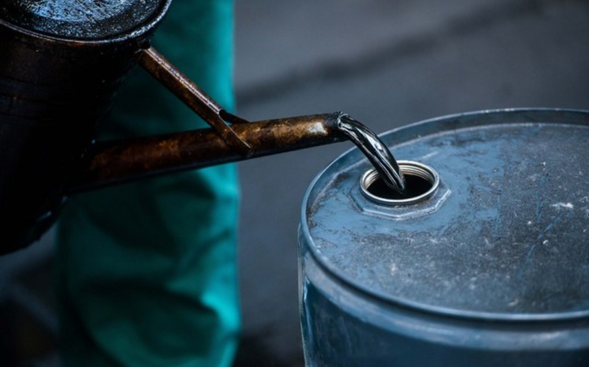 Украина закупила у Азербайджана сырую нефть на 310 млн долларов в прошлом году
