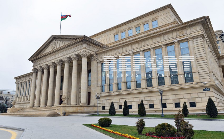Верховный суд Азербайджана не будет рассматривать экономические дела, в иске которых указано менее 10 тысяч манатов