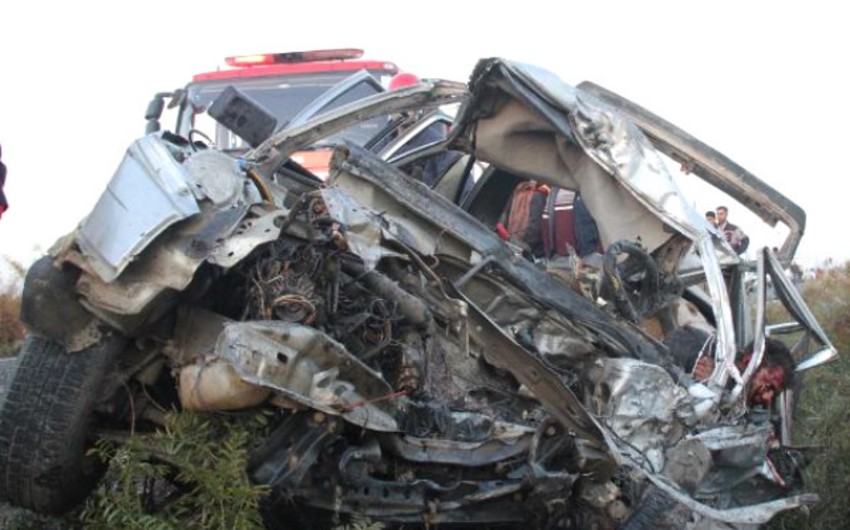 В Турции потерпел аварию перевозивший рабочих микроавтобус, 2 человека погибли, 18 ранены