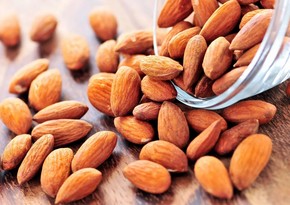 Azerbaijan resumes import of almonds from Russia