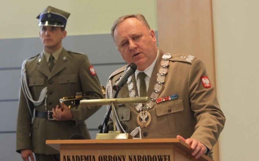 ​СМИ: Польша планирует направить военных инструкторов в Украину
