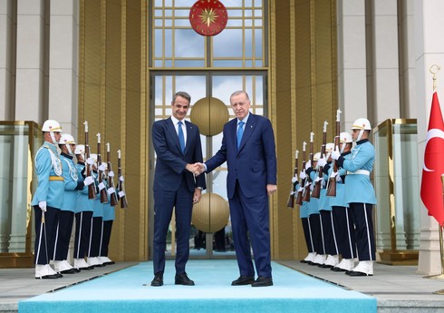 В Анкаре проходит встреча президента Турции и премьер-министра Греции